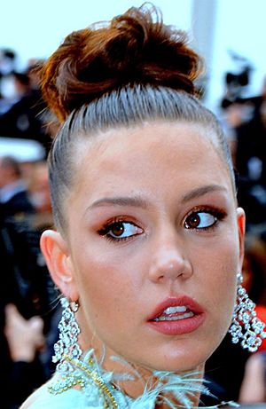 Adèle Exarchopoulos Cannes 2019.jpg