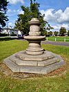 Yool Monument, Weybridge, Surrey.jpg