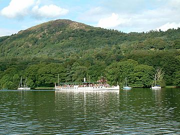 Gummer's How from Lakeside.jpg