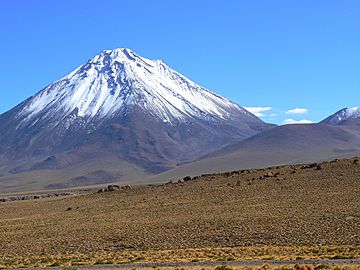 Licancabur volcan du Chili.jpg