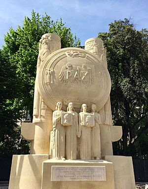 Monument de la Paix rue de Rome Marseille