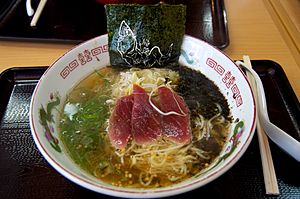 Tuna ramen noodle (26144778614)