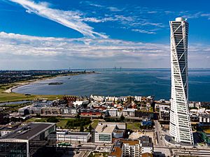 19-07-12-Malmö-DJI 0765-Turning-Torso-RalfR