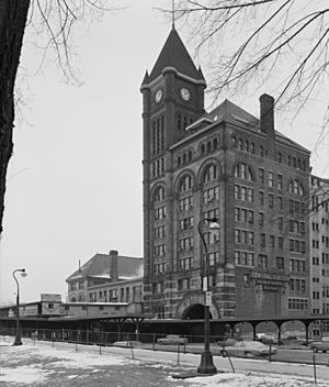 1971 Central Station