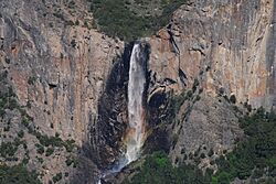 Bridelveil Falls Yosemite.jpg