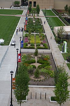 Columbus Commons Gardens