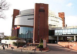 Harrogate International Centre - geograph.org.uk - 654562