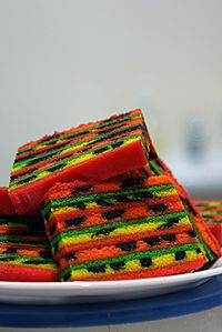 Kek Lapis Sarawak.jpg