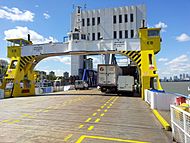 London, Woolwich Ferry06