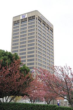 Seattle - UW Tower 01.jpg