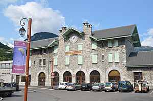 The typical rock-block architecture style of the railway station of Bourg-St-Maurice - panoramio