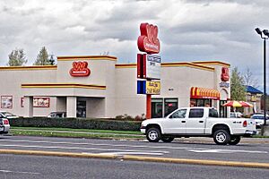 Wienerschnitzel, Vancouver, WA (crop adjusted)