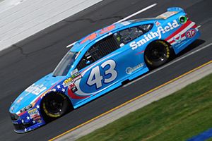 Aric almirola (35203099783)