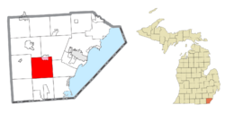 Left: Location within Monroe County (red) and an administered portion of the CDP of Ida (pink); Right: Location in the state of Michigan