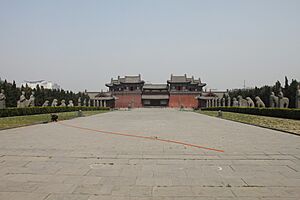 Yongzhao, Emperor Renzong's Tomb - 1