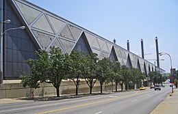 Bartle Hall from Broadway Blvd.jpg