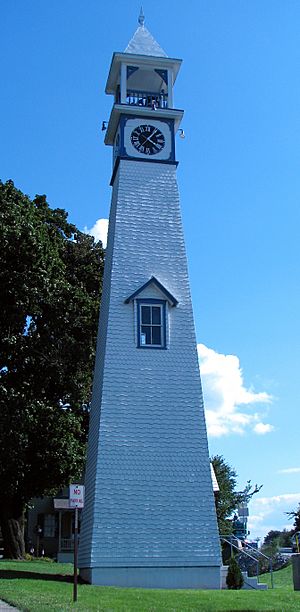 Gap Town Clock