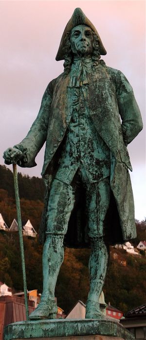 Holbergstatue