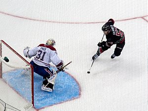 Hurricanes vs. Canadiens - Price (4)