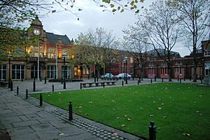 Salford old fire station - geograph.org.uk - 607242