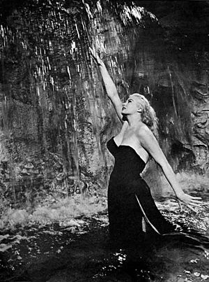 Anita Ekberg1