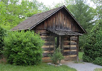 Arnwine-cabin-tn1.jpg