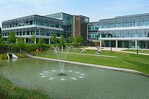 Cambridge Science Park Napp fountain