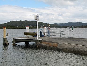 Central Wharf Davistown Australia.jpg