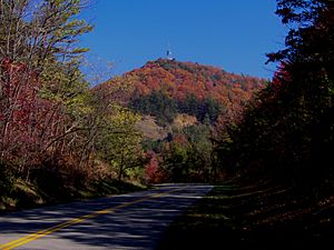 Foothills-parkway-look-rock