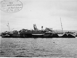 HMS Worcestershire FL21782