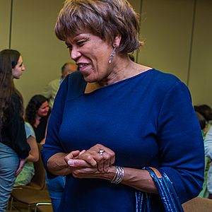 Rev. Liz Walker (cropped)