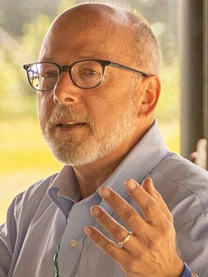 Andru Volinsky (48571148507) (cropped).jpg