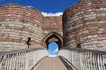 Beeston Castle 2016 017.jpg