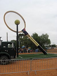 Big Tennis Racquet Barellan 2009-10-03.JPG