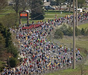 Bloomsday 2008 - Fort George Wright Drive 20080504