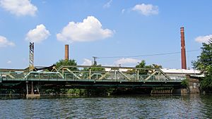 Eighth Street Bridge 20070717.jpg