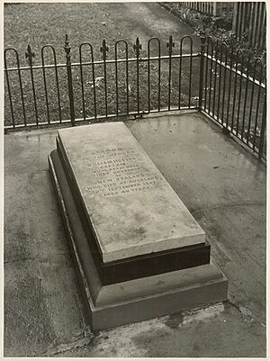 Grave of Captain William Hobson (20477925434)
