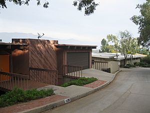 Homes along Poppy Peak Drive