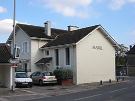 Nogueres mairie 001.JPG