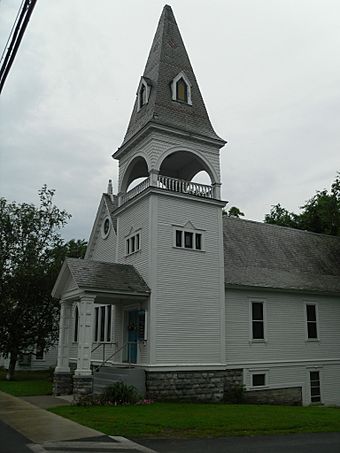 PoultneyVT Church.jpg