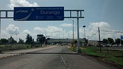 Aeropuerto de Durango.jpg