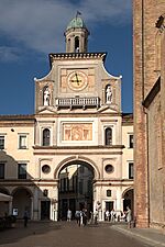 Arco del Torrazzo