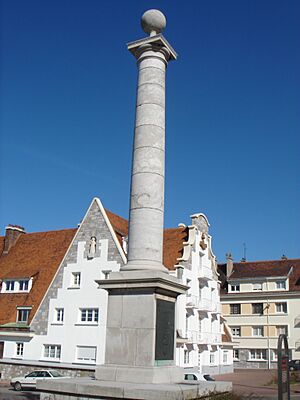 Calais colonne louis XVIII