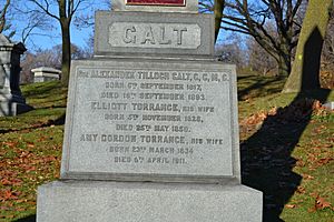 Cimetière Mont-Royal - Monument en l'honneur d'Alexander Tilloch Galt 01