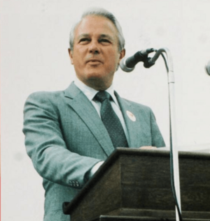 Edwin Edwards (1986).png