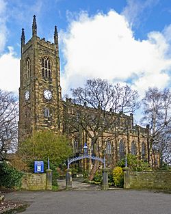 Holy Trinity, Huddersfield (12467318383).jpg