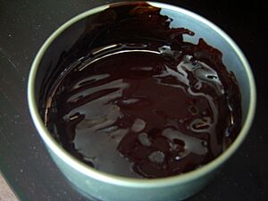 Lacquer in liquid form, mixed with water and turpentine