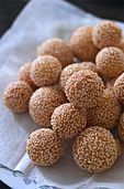 Sesame balls.jpg