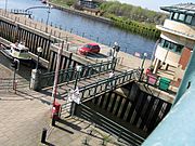 Tees Barrage lifting lock roadfootbridge from roadbridge-2