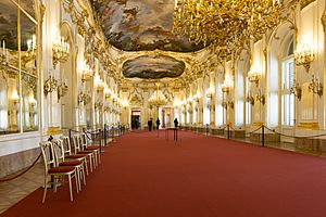 15-04-18-Schloß-Schönbrunn-Großer-Saal-DSCF3688-RalfR